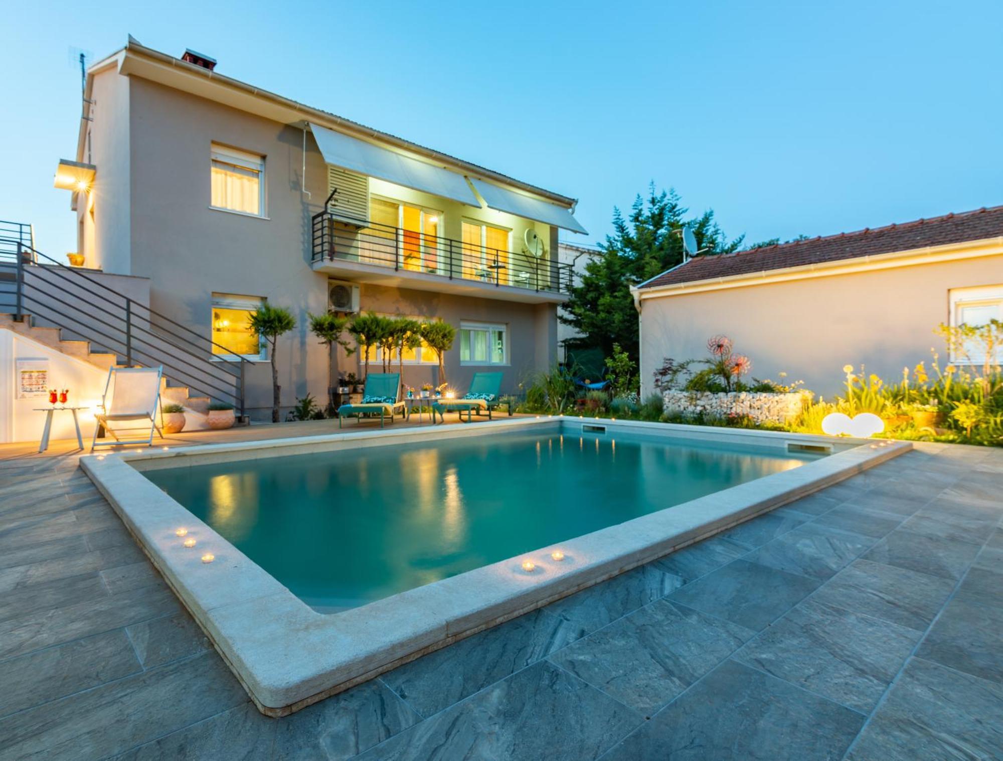 Apartment Superior House With Pool