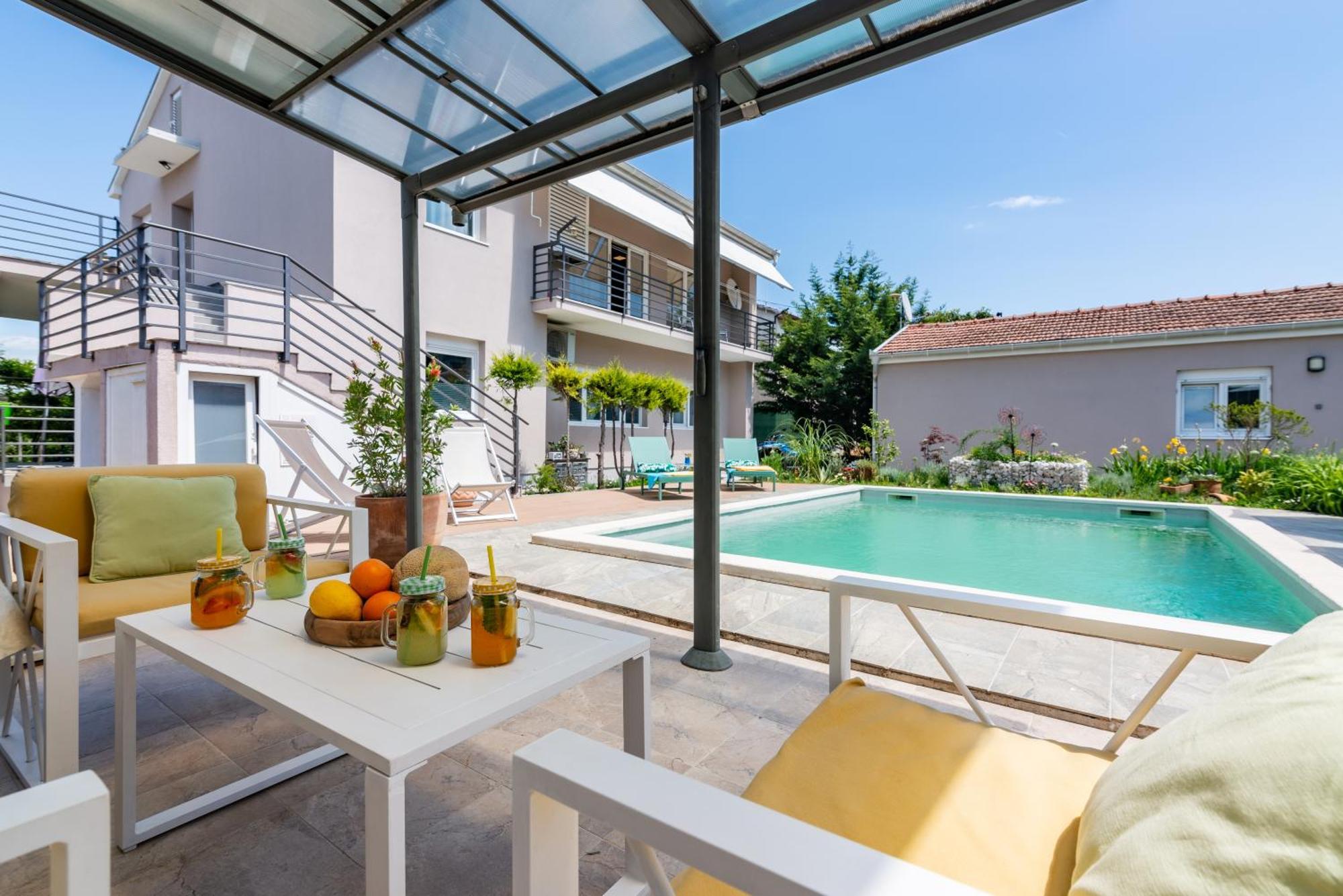 Apartment Superior House With Pool Pula